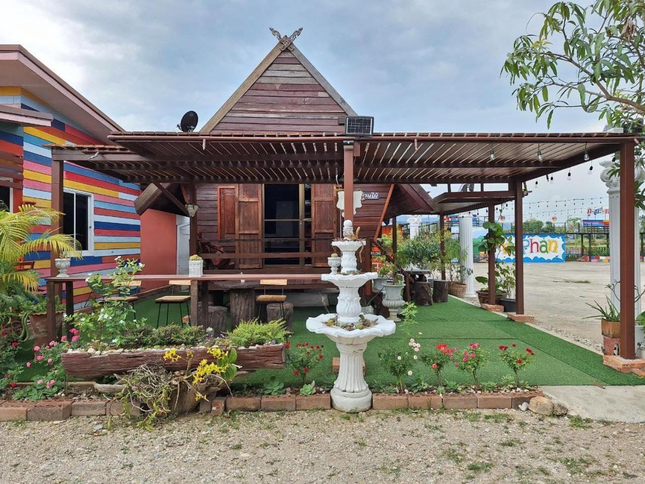 Phuphan Resort Rom bilde